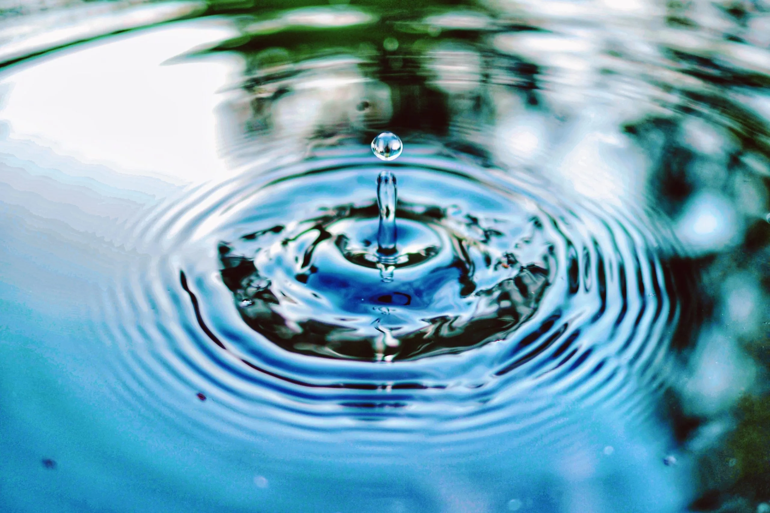 Wasser-Tropfen